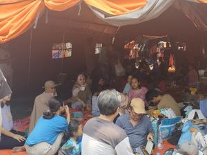 Warga Cerita detik-detik Rumahnya Terbakar di Tambora Jakbar