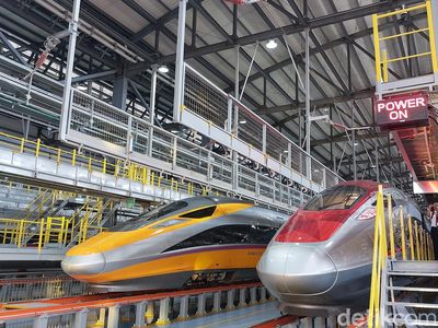 Potret Kereta Cepat di Depo Tegalluar Jelang Diresmikan 1 Oktober