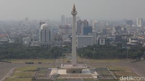Potret Kota Jakarta Berselimut Polusi