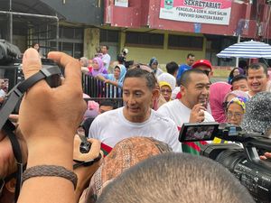 Kode Keras Sandiaga soal Cawapres Ganjar: Merah-Hijau Kombinasi Serasi