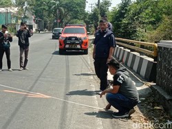 Pria Ditemukan Tewas dengan Luka Bacok di Bawah Jembatan Tasik