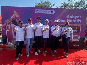 3 Ribu Orang Jalan Sehat Pakai Sepatu Beda Warna, Unesa Cetak Rekor MURI