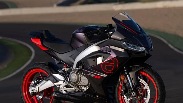 Lihat Lebih Dekat Sport Fairing Terbaru Aprilia RS 457