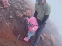 Ortu Ajak Batita ke Puncak Gunung Kerinci Bohongi Petugas Pendakian