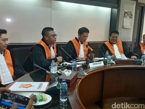 Dugaan Pukul Kader PDIP Bikin Ketua Gerindra Semarang Diberhentikan Dugaan Pukul Kader PDIP Bikin Ketua Gerindra Semarang Diberhentikan