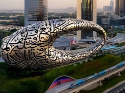 Menengok Arsitektur Museum Dubai yang Dipenuhi Kaligrafi Raksasa
