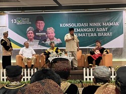 100 Ninik Mamak Pemangku Adat di Sumbar Dukung Prabowo di Pilpres 2024