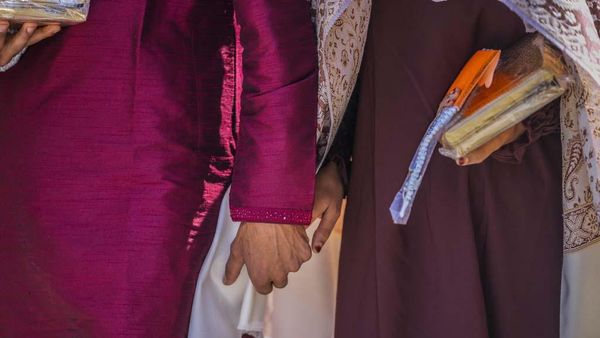 Sempurnakan Agama, Muslim Kashmir Ikuti Nikah Massal