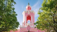 Suasana Restoran Serba Pink Casa Bonita yang Hampir Gulung Tikar