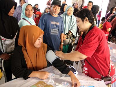 Baksos Pemeriksaan Kesehatan untuk Tumbuhkan Rasa Kepedulian di Palangkaraya