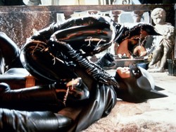 Saat Si Kelelawar dan Kucing Ribut di Batman Returns