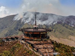 504 Hektare Lahan Bromo Terbakar, TNBTS Hitung Kerugian