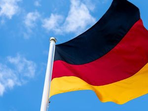 Inilah Mengapa Lagu Kebangsaan Jerman Sering Jadi Masalah