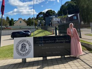 Bangga! Kisah Mahasiswi Unair Berhasil Kuliah di Lithuania Lewat IISMA Bangga! Kisah Mahasiswi Unair Berhasil Kuliah di Lithuania Lewat IISMA