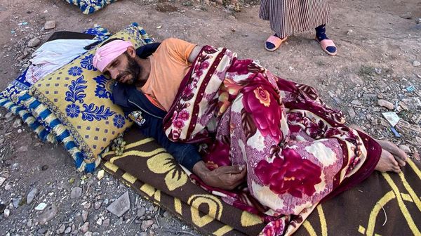 Melihat Kondisi Pengungsi Gempa di Maroko