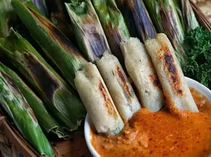 Nyam! 20 Otak-otak Bakar yang Gurih Empuk Ada di Sini