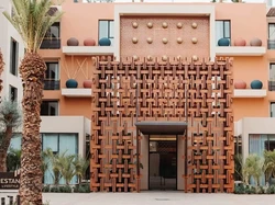 Ronaldo Buka Hotel Mewahnya untuk Korban Gempa Maroko