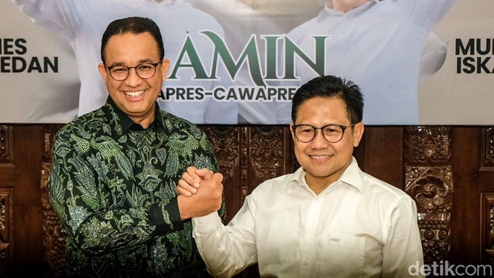 Bacapres Anies Baswedan tiba ke kantor DPP PKB, Jakarta. Ia disambut Ketum PKB yang juga bacawapres, Muhaimin Iskandar (Cak Imin), Senin (11/9/2023).
