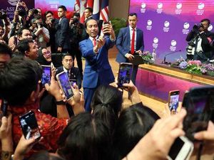 Jokowi Ajak Perkuat Kolaborasi untuk Wujudkan ASEAN yang Damai & Makmur