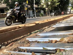 Revitalisasi Trotoar Jalan Wijaya, Begini Progresnya