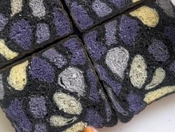 Cantik! Baker Ini Bikin Roti dengan Desain Persis Kaca Patri