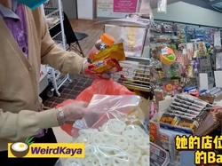 Salut! Nenek 101 Tahun Ini Masih Semangat Jualan Snack Tiap Hari