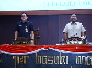 Sekda Jatim Tegaskan Tak Ada Perbedaan KUA PPAS P-APBD dengan Nota Keuangan Sekda Jatim Tegaskan Tak Ada Perbedaan KUA PPAS P-APBD dengan Nota Keuangan