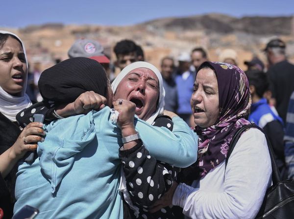 Duka Warga Maroko Imbas Gempa  M 6,8 yang Tewaskan 2.122 Orang