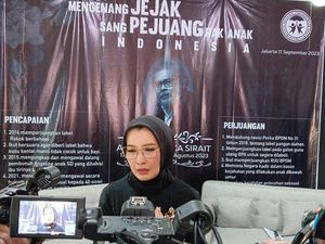 Arzeti Bilbina Menangis Kenang dan Mau Lanjutkan Perjuangan Arist Merdeka Sirait