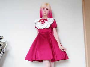 Viral Pria Tiap Hari ke Kantor Pakai Dress Lolita, Begini Tanggapan Istri Viral Pria Tiap Hari ke Kantor Pakai Dress Lolita, Begini Tanggapan Istri