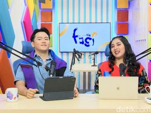 Jokowi Jajal Kereta Cepat hingga Banjir Libya Tewaskan 5.300 Jiwa