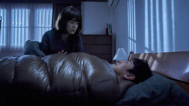 Lee Sun-kyun dan Jung Yu-mi dalam film Korea Sleep (2023).