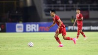Indonesia vs Turkmenistan tersaji di laga kedua Grup K Kualifikasi Piala Asia U-23. Duel digelar di Stadion Manahan, Solo, Selasa (12/9/2023) malam WIB. Garuda Muda memimpin 1-0 pada babak pertama. Ivar Jenner membobol gawang Turkmenistan lewat bola tembakan jarak jauh.