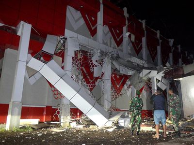GOR di Manado Hancur Akibat Gempa M 5,9 di Maluku Utara