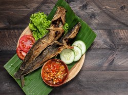 Ini Rahasia Lele Goreng yang Renyah dan Bumbunya Meresap ala Kaki Lima
