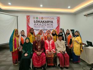 Gelar Lokakarya, Fraksi PKS MPR Himpun Nilai Adat Sumbawa ke dalam Buku