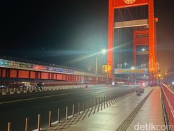 Potret Kabut Asap Selimuti Palembang yang Buat Ribuan Warga Kena ISPA