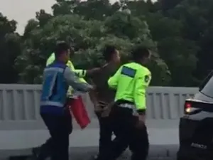 Ulah Lettu G Lawan Arah di Tol MBZ: Bikin 3 Orang Dirawat-Motif Misterius