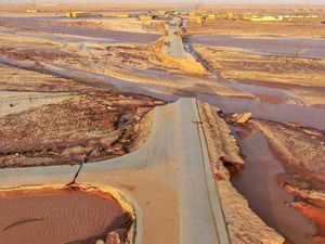 Penampakan Jalan Putus dan Jembatan Rusak Diterjang Banjir di Libya