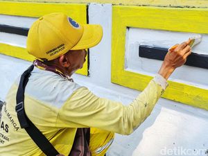 Biar Kinclong, Jembatan Sumenep Jakarta Dicat Ulang Biar Kinclong, Jembatan Sumenep Jakarta Dicat Ulang