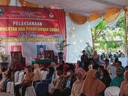 7 Pasutri hingga Ibu-Anak Berebut Suara di Pilkades Serentak Magetan