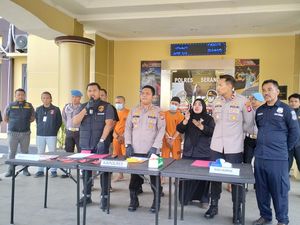 Polisi Tangkap 6 Pencuri Bersenjata Api Gasak 13 Motor di Serang