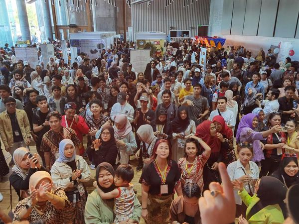 Foto: PPI Turki Bersama Diaspora RI Sukseskan Festival Pasar Senggol di Istanbul