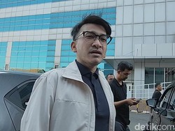 Tak Tegur Sapa dengan Adik, Ruben Onsu: Wajah Saya Tersenyum, Hati Menangis