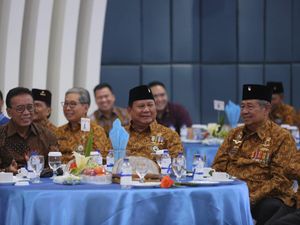 Prabowo soal Semeja Hingga Nyanyi Bareng SBY: Sesama Bangsa Harus Akrab Prabowo soal Semeja Hingga Nyanyi Bareng SBY: Sesama Bangsa Harus Akrab