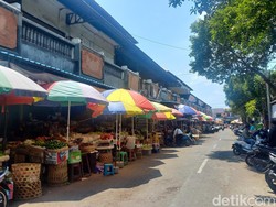 Pedagang Pasar Anyar Singaraja Tolak Pembangunan Gerai Inflasi