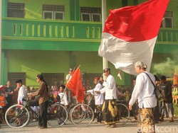 Kirab Rebo Wekasan di Jepang Kudus, 20 Ribu Kantong Air Salamun Dibagikan