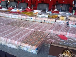 Penampakan Tumpukan Uang Rp 65 M Barang Bukti Sindikat Narkoba Fredy Pratama
