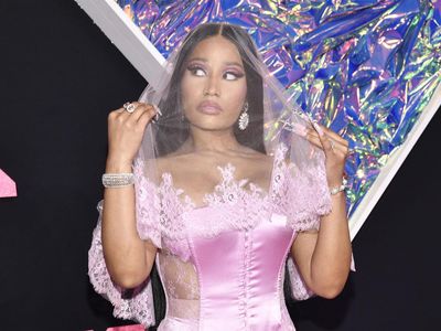 8 Artis Berbusana Terburuk di MTV VMAs 2023