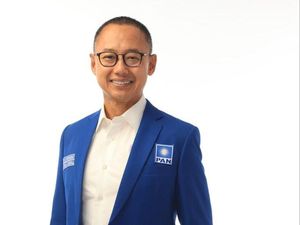 PAN soal Video Zulhas Bagi-bagi Uang PAN Gocapan: Bukan Money Politics PAN soal Video Zulhas Bagi-bagi Uang PAN Gocapan: Bukan Money Politics